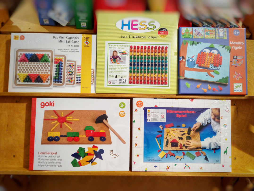 Steckspiele, Legespiele, Hämmerchenspiele