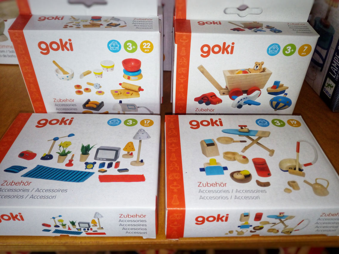 Puppenhaus & Puppenstube | STEKO Spielhaus